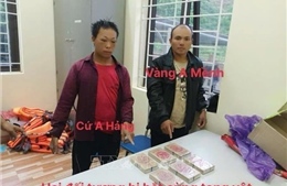 Bắt quả tang hai đối tượng vận chuyển 6 bánh heroin