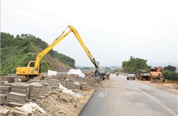 Huy động tối đa nhân lực, thiết bị đẩy nhanh tiến độ các công trình trọng điểm