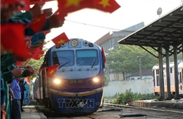 Đà Nẵng rực rỡ cờ hoa đón chào đoàn tàu chở các chiến sỹ diễu binh trở về