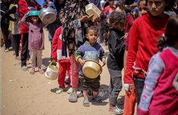 GHF bắt đầu phân phát hàng cứu trợ cho người dân Gaza