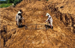 Xử lý an toàn vật liệu nổ sót lại sau chiến tranh tại bến phà Long Đại II