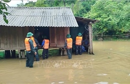 Mưa lũ ở Trung Bộ giữa mùa hè là hiếm gặp, bất thường và cao nhất trong 30 năm qua