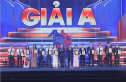 Tôn vinh các nhà báo cách mạng với &#39;Thép trong Bút, Lửa trong tim&#39;