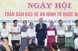 Quan tâm, lắng nghe, giải quyết kịp thời, từ sớm những bức xúc ngay từ cơ sở 