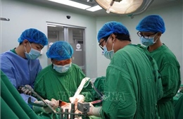 Lần đầu tiên ứng dụng dao mổ siêu âm trong phẫu thuật cắt gan tại ĐBSCL