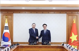 Tổng Bí thư Tô Lâm hội kiến Thủ tướng Hàn Quốc Kim Min Seok.