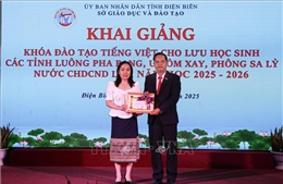 Việt Nam hỗ trợ đào tạo tiếng Việt cho lưu học sinh Lào
