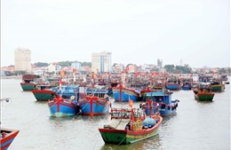 Bộ Xây dựng triển khai nhiều giải pháp khẩn cấp ứng phó bão số 9