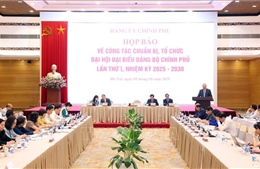 Họp báo Đại hội Đảng bộ Chính phủ: Hạ tầng giao thông đi trước mở đường