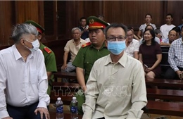 Phiên tòa sơ thẩm xét xử &#39;biến&#39; tài sản công thành tài sản tư