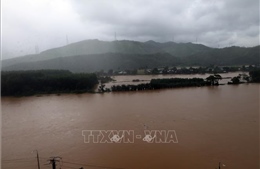 Đà Nẵng: Lắp Trạm thu - phát sóng dã chiến tại vùng bị mưa lũ cô lập