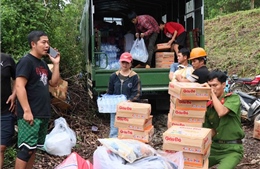 Tiếp tục vận động, ủng hộ đồng bào khắc phục thiệt hại do bão lũ
