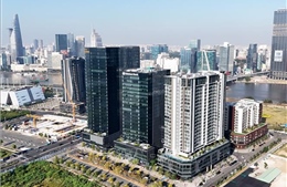 Không thể chậm chân trong cuộc đua tài chính toàn cầu