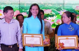 Cô giáo khuyết tật với hành trình truyền lửa yêu thương