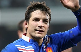 Cựu tuyển thủ bóng bầu dục Pháp thi đấu từ thiện tại Việt Nam