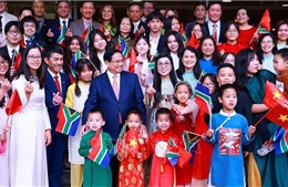 Thủ tướng Phạm Minh Chính gặp gỡ cộng đồng người Việt tại Nam Phi
