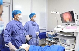 Phẫu thuật thành công polyp đại tràng kích thước lớn cho bệnh nhi 13 tuổi