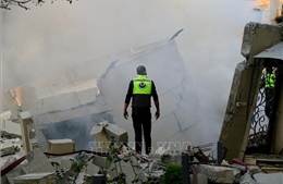 Israel tuyên bố không kích Hezbollah tại Liban