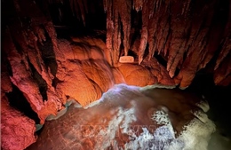 Động Gyokusendo - Kỳ quan thạch nhũ tráng lệ ở Okinawa (Nhật Bản)