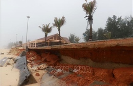 Quảng Trị: Bờ kè bãi tắm cộng đồng Trung Giang sạt lở nghiêm trọng