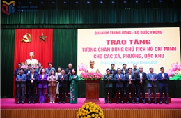 Món quà ý nghĩa bồi đắp truyền thống cách mạng, lòng tự hào dân tộc