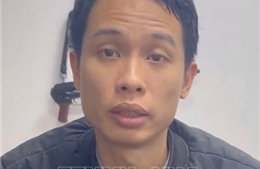 Vận động đối tượng truy nã quốc tế ra đầu thú