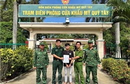 Đối tượng cố ý giết người bị bắt khi đang làm thủ tục xuất cảnh sang Campuchia