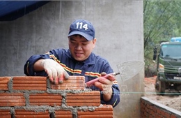 Chiến dịch Quang Trung, sức mạnh của lòng dân - Bài 3: Những thợ xây đặc biệt