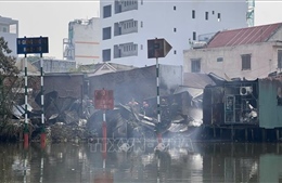 TP Hồ Chí Minh: Cháy nhà dân phía sau chợ Bình Trưng, hư hại nhiều tài sản