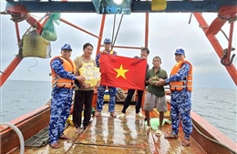 Kiên trì bám biển bảo vệ vững chắc biên cương biển đảo