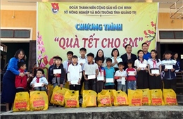 Tiếp thêm niềm tin để người nghèo, người lao động khó khăn vui đón năm mới