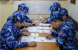 Tổ chức bầu cử sớm cho cử tri làm nhiệm vụ trên biển an toàn, nghiêm túc