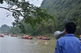 Kiểm soát giao thông từ bãi xe đến Suối Yến mùa Lễ hội Chùa Hương