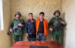 Đưa đón người nhập cảnh trái phép, 2 đối tượng bị khởi tố vụ án hình sự