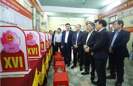 Phó Chủ tịch Quốc hội kiểm tra công tác bầu cử tại Hà Tĩnh