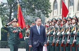 Tổng Bí thư thăm, làm việc với Học viện Kỹ thuật quân sự