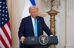 Tổng thống Mỹ Donald Trump lùi thời điểm thăm Trung Quốc 5-6 tuần