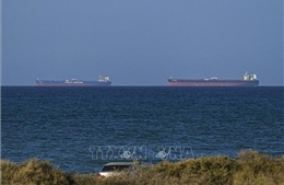 Iran công bố lộ trình thay thế cho tàu qua eo biển Hormuz