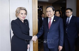 Chủ tịch Quốc hội Trần Thanh Mẫn hội kiến Chủ tịch Hội đồng Liên bang Nga