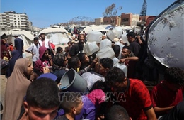 Người dân Dải Gaza thiếu nước trầm trọng