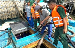 Xử lý tàu cá vận chuyển hơn 31.000 lít dầu không rõ nguồn gốc
