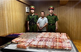 Sơn La: Bắt đối tượng vận chuyển trái phép 50 bánh ma tuý khu vực biên giới