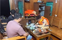 Tăng cường xử lý bến vật liệu xây dựng hoạt động không phép ven sông Hồng
