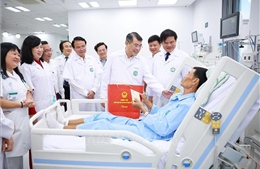 Thủ tướng Lê Minh Hưng thăm Bệnh viện Bạch Mai cơ sở Ninh Bình