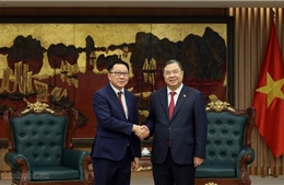 Phó Thủ tướng Thường trực Phạm Gia Túc tiếp Bộ trưởng Bộ Nông nghiệp và Môi trường Lào