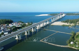 Cơ bản hoàn thành tuyến đường ven biển và cầu vượt cửa biển Thuận An