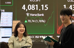 Chứng khoán Hàn Quốc tăng kỷ lục gần 18% trong phiên 31/7