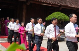 Những đóa sen thành kính dâng Người trong ngày Tết Độc lập