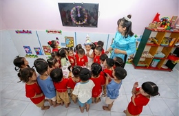Xây dựng môi trường an toàn với trẻ em - Bài 2: Bảo vệ trẻ từ những 'mắt xích' gần nhất
