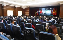 Cộng đồng người Việt tại Lào quyết tâm góp sức phát triển đất nước